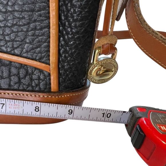 Dooney & Bourke Pebble Leather Black Tan Adjustable Shoulder Strap Crossbody Bag - Picture 9 of 11